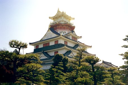信長が築いた安土城の天守の復元図